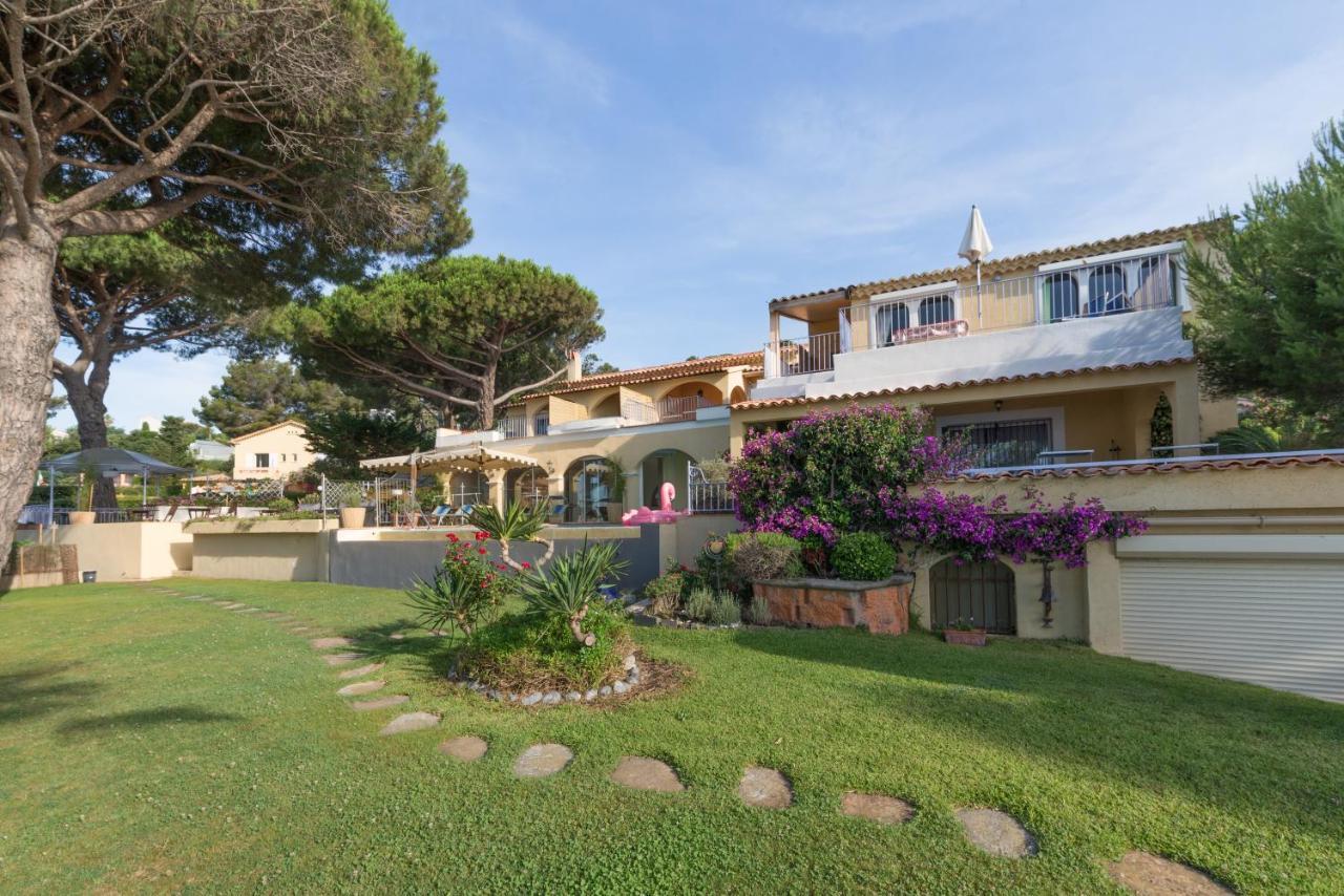 Villa Les Glycines Les Issambres Bagian luar foto