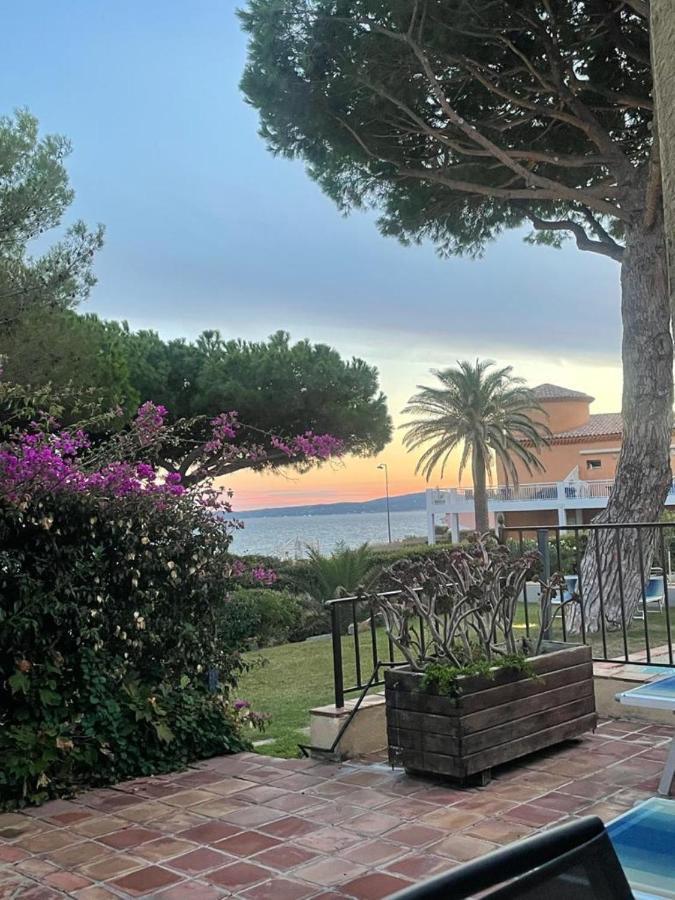 Villa Les Glycines Les Issambres Bagian luar foto